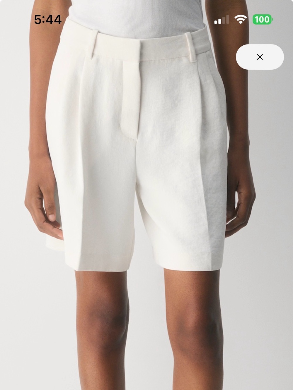 Aritzia Wilfred Effortless Shorts in Light Birch, size 10.